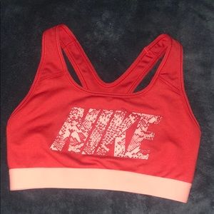 ✨💞Pink/Coral Nike Sports Bra w/ Snake Print Logo✨